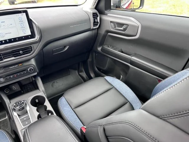 New 2025 Ruby Red Metallic Tinted Clearcoat Ford Outer Banks® image 42