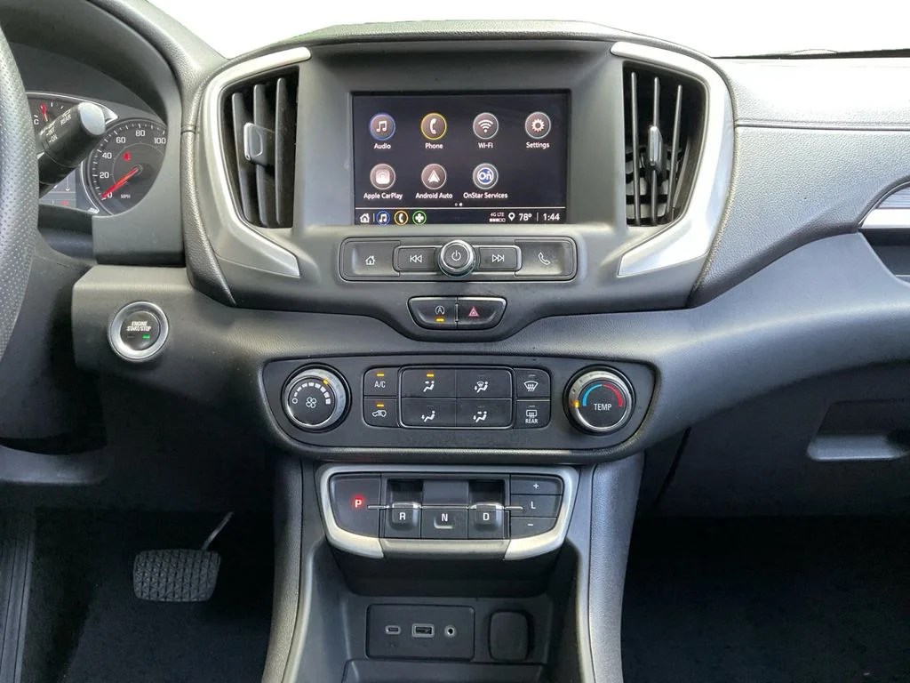 Used 2022 Black GMC SLE image 12