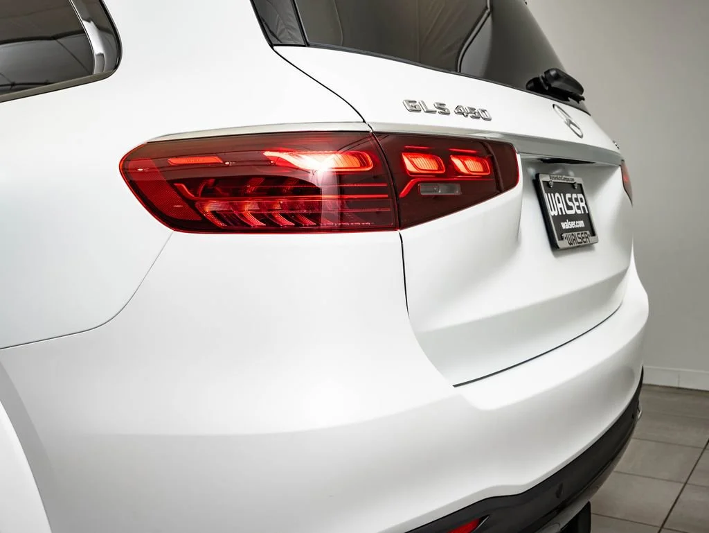 New 2026 Moonlight White Mercedes-Benz GLS 450 image 20