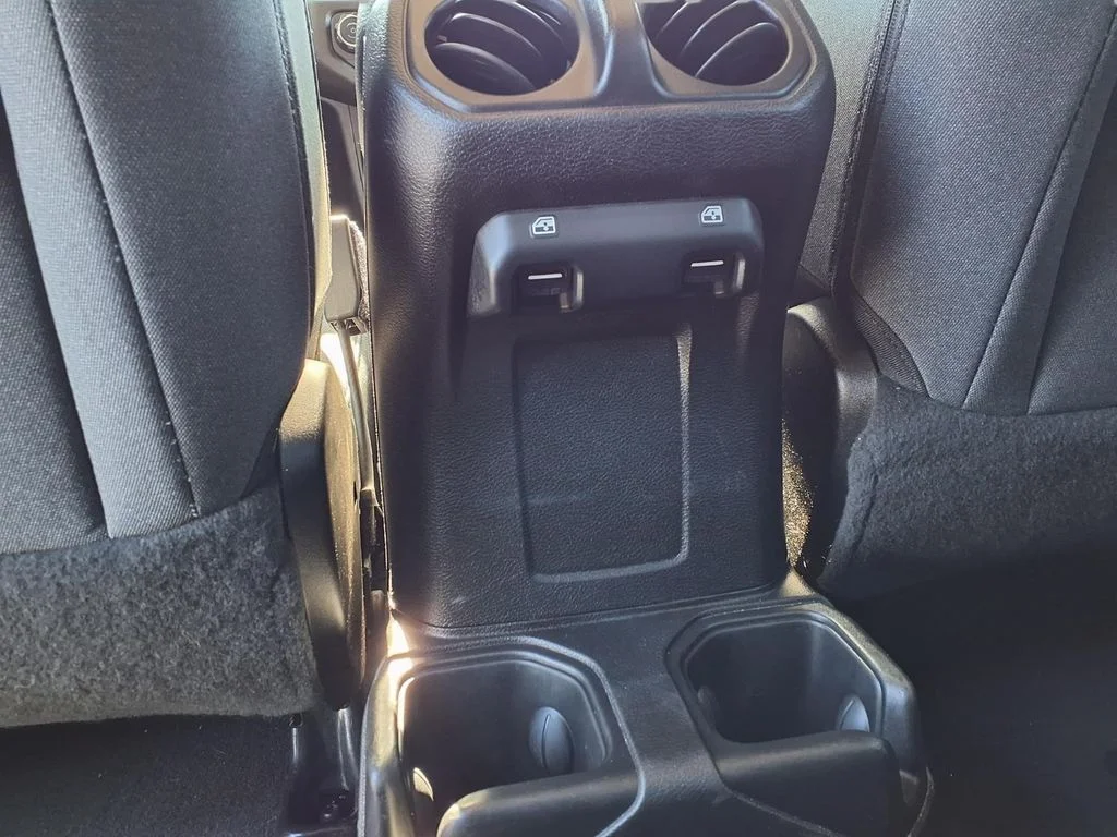 Used 2024 Gray Jeep Sport S image 23