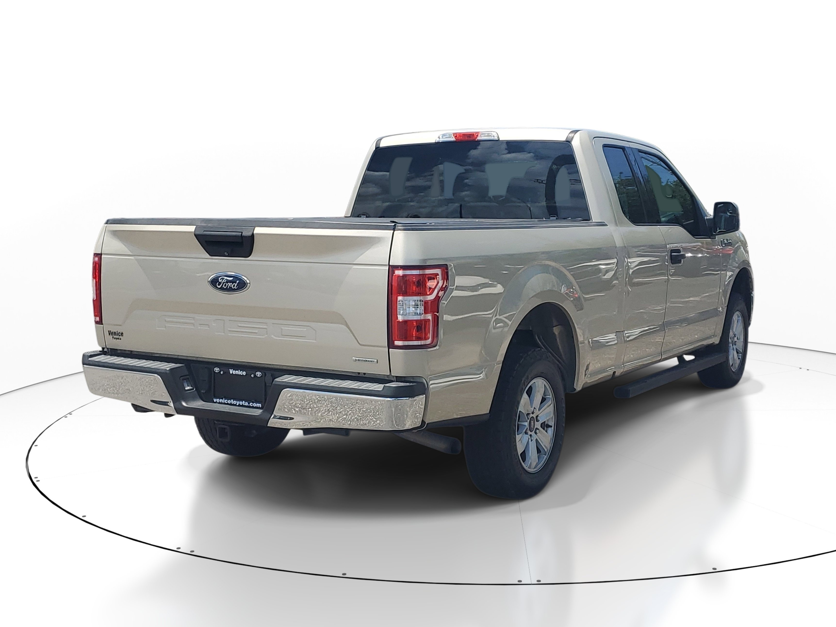 Used 2018 White Gold Ford XLT image 5