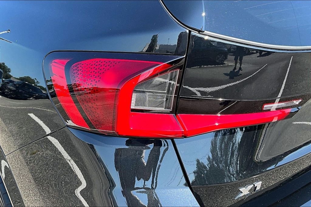 New 2027 Black BMW M35i image 14