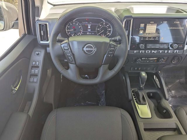 New 2026 Glacier White Nissan Crew Cab SV image 15