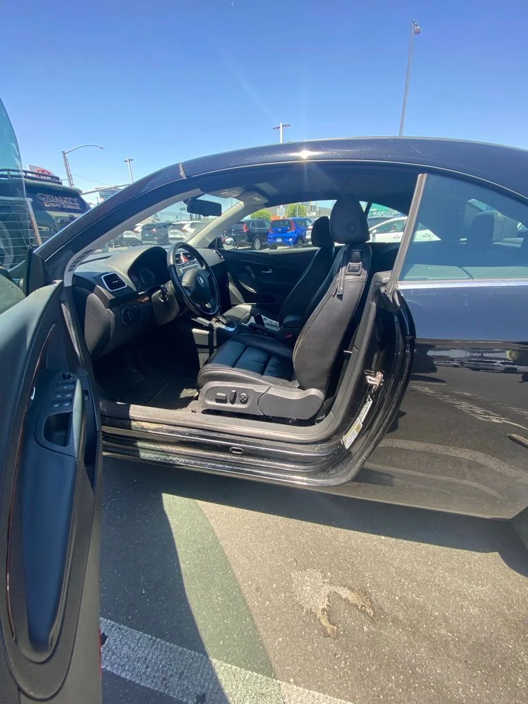 Used 2008 Black Volkswagen Lux image 3