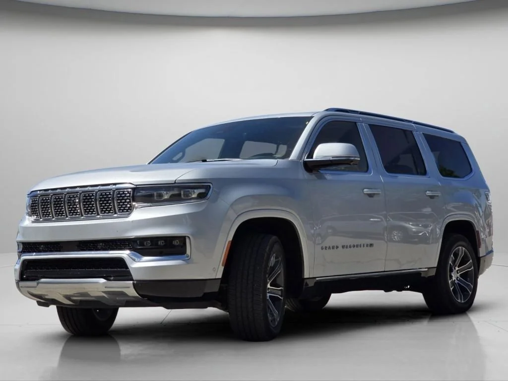 Used 2022 Silver Zynith Jeep Series I image 18