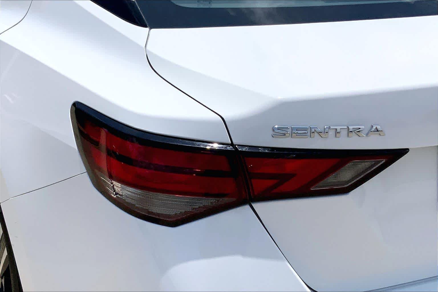Used 2025 Fresh Powder Nissan SV image 27
