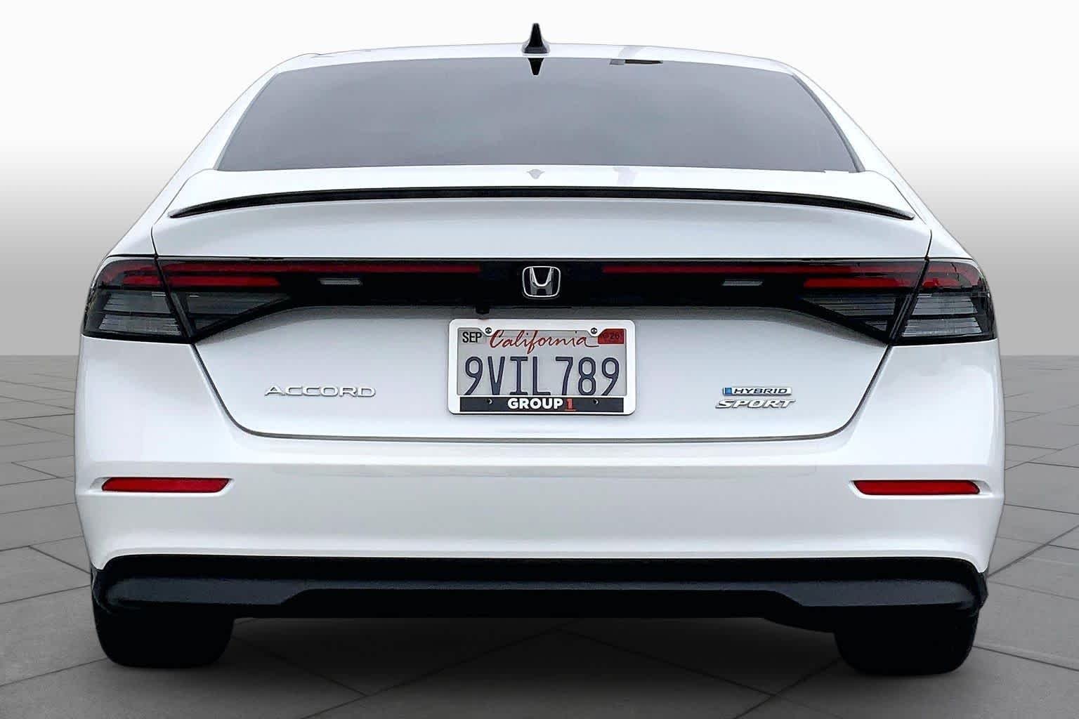 Used 2025 Platinum White Pearl Honda Sport image 4