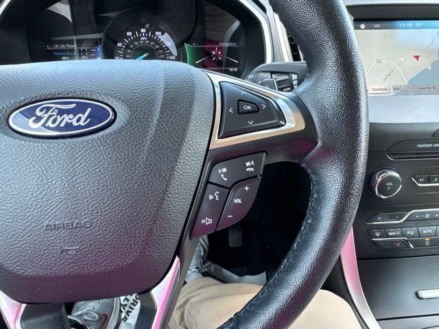 Used 2018 White Ford SEL image 25