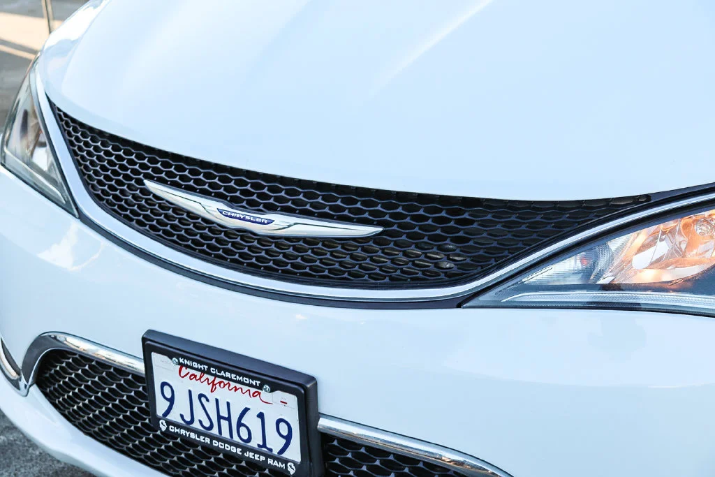 Used 2020 White Chrysler Touring image 5