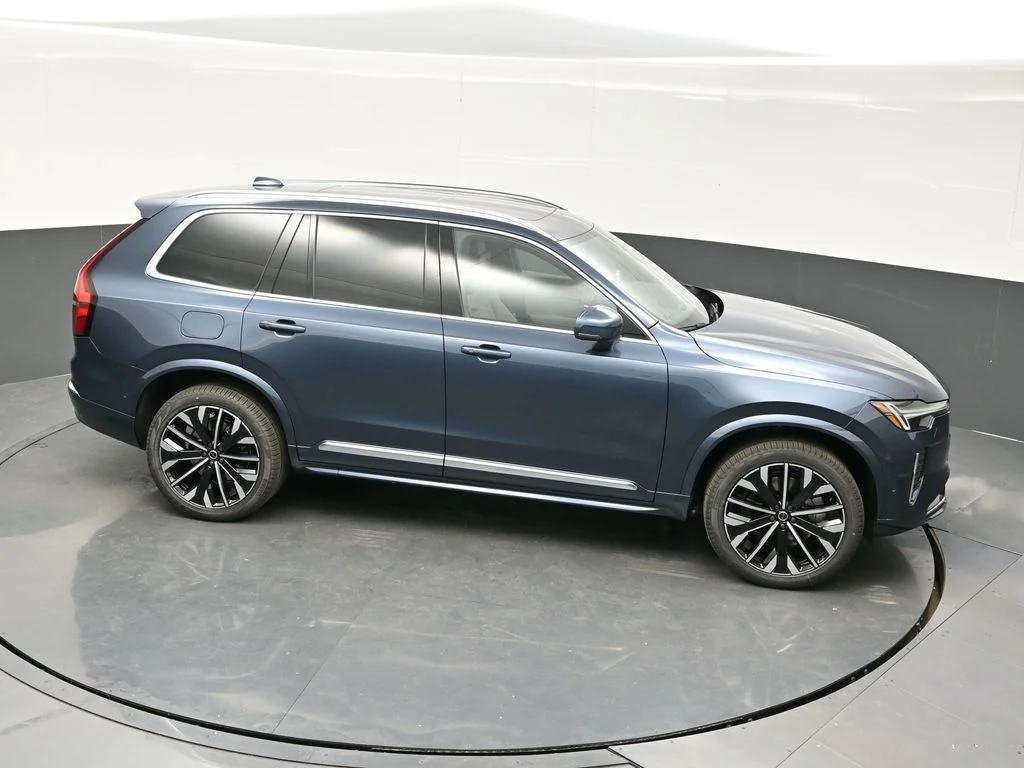 New 2026 Denim Blue Volvo T8 Plus image 23