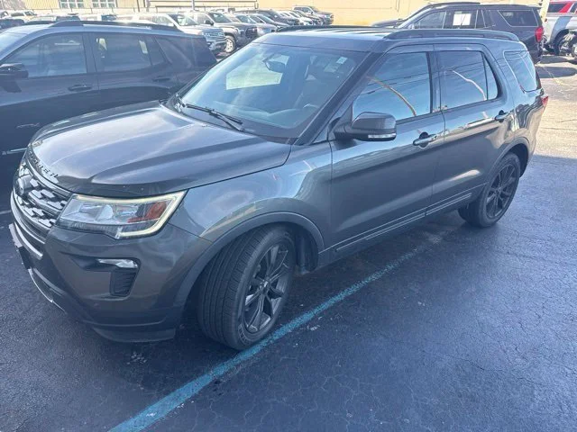 Used 2019 Gray Ford XLT image 1