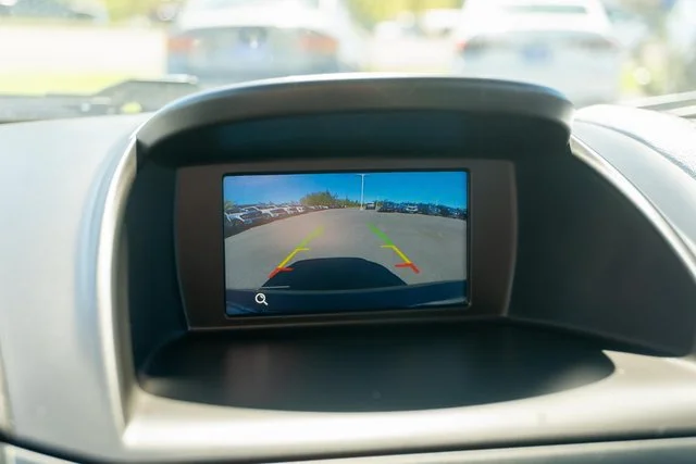 Used 2018 Gray Ford SE image 23
