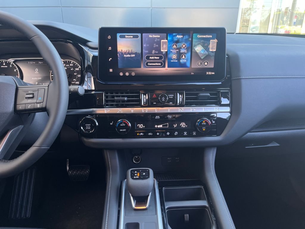 2026 Nissan Pathfinder SV - Photo 18