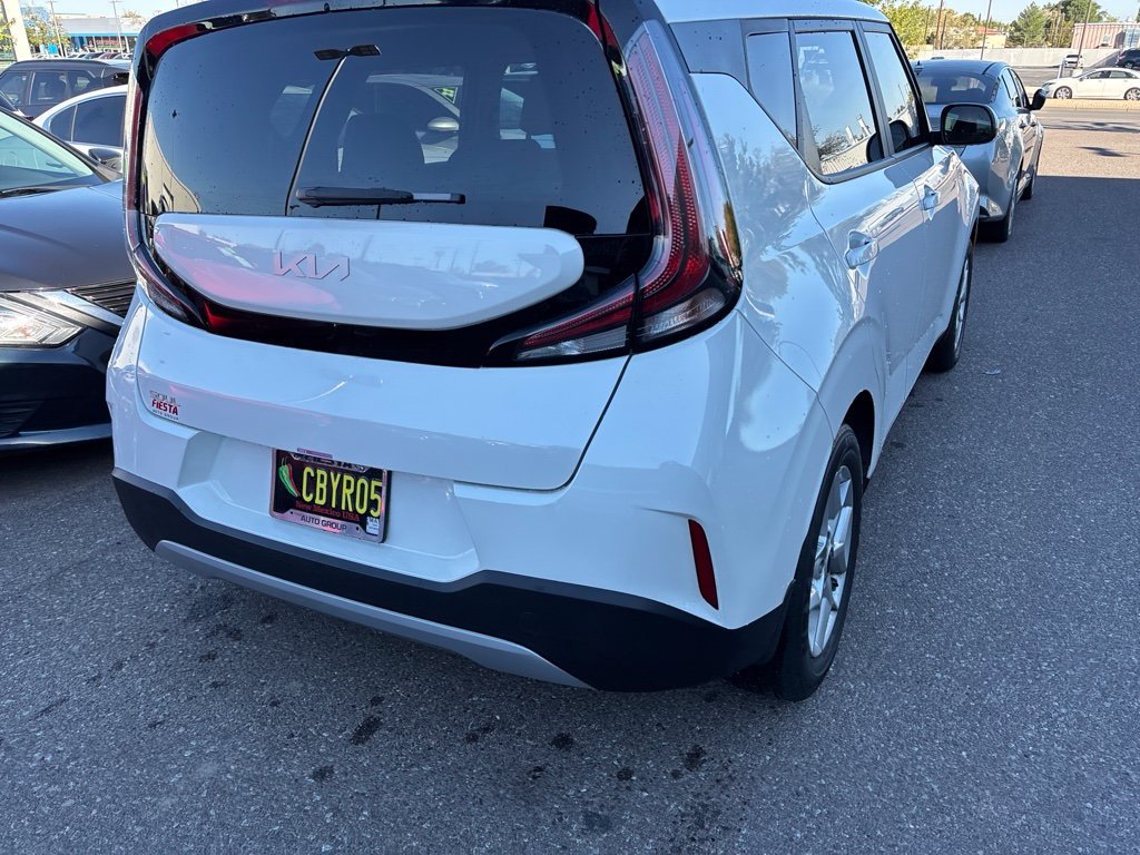Certified Used 2025 White Kia LX image 17