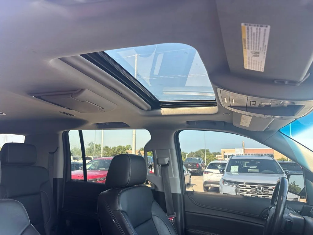 Used 2019 White Chevrolet LT image 30