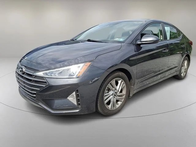 Used 2020 Gray Hyundai Value Edition image 4