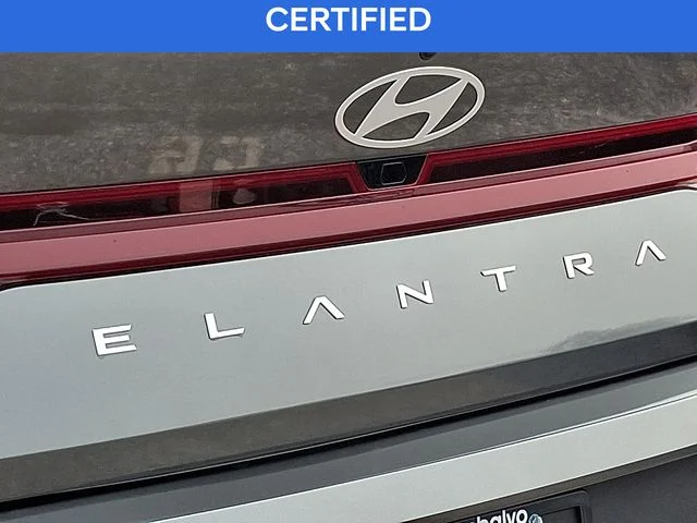Used 2025 Gray Hyundai SEL Sport image 31