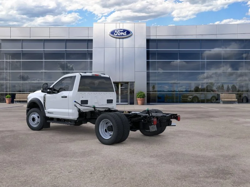 New 2026 Oxford White Ford F-550® XL image 4