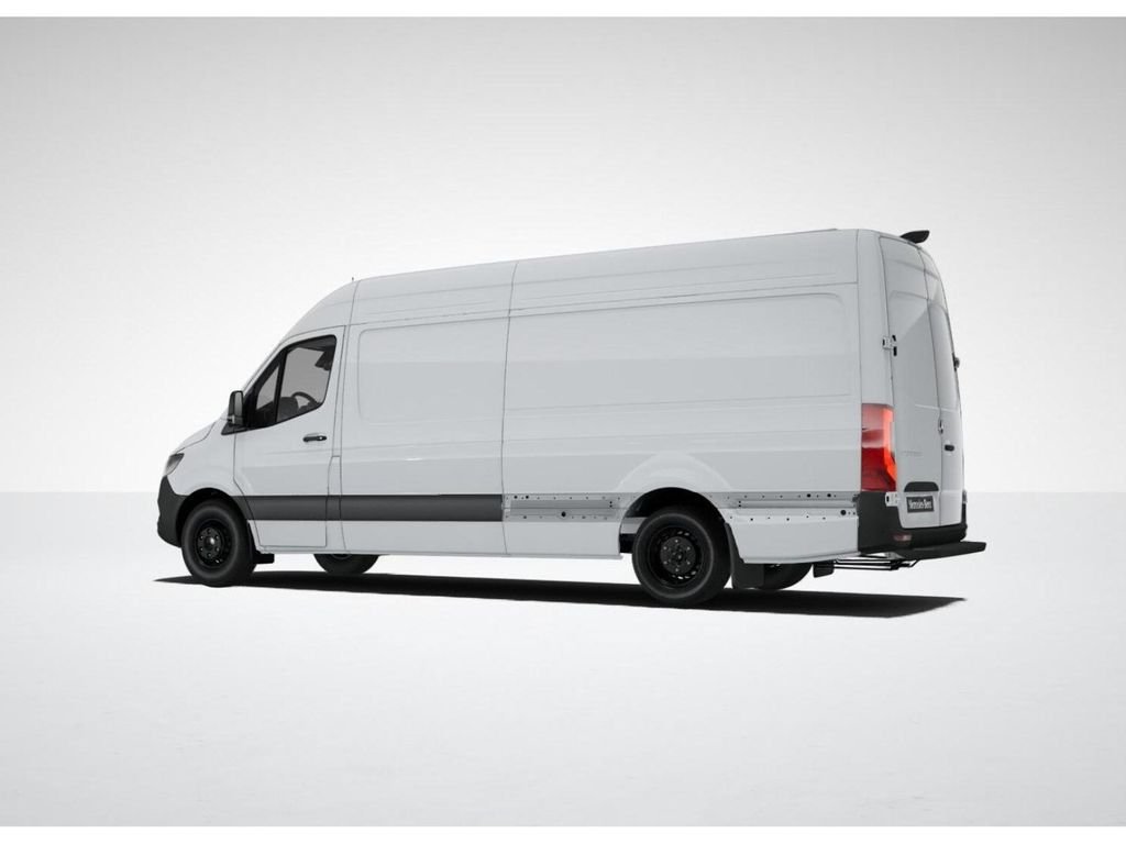 New 2026 White Mercedes-Benz Cargo 170 WB image 31