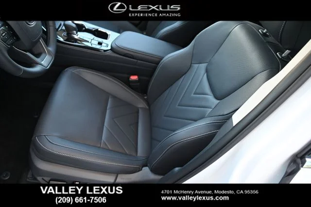 2026 Lexus NX 450h+ Premium - Photo 14