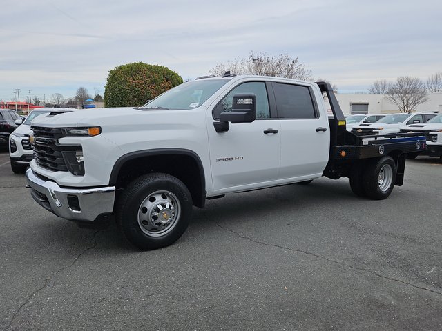 2025 Chevrolet Silverado 3500 HD Chassis Cab Work Truck