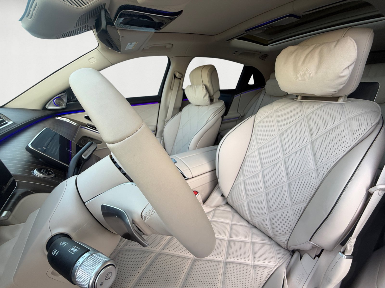 Used 2026 MANUFAKTUR Moonlight Whit Mercedes-Benz Maybach S 580 image 10