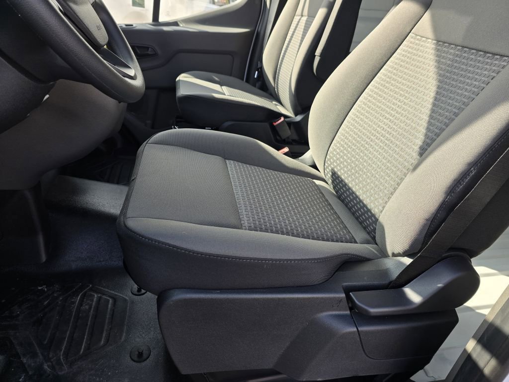 New 2026 Oxford White Ford XL image 34