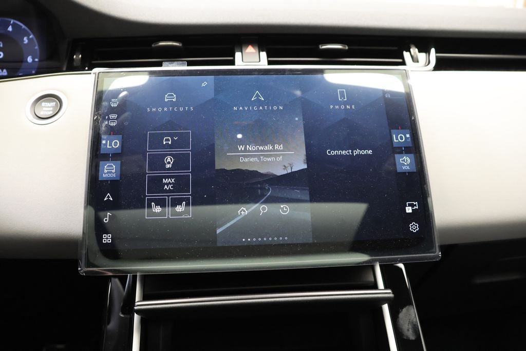 New 2026 Carpathian Grey Land Rover Hoxton Edition image 22