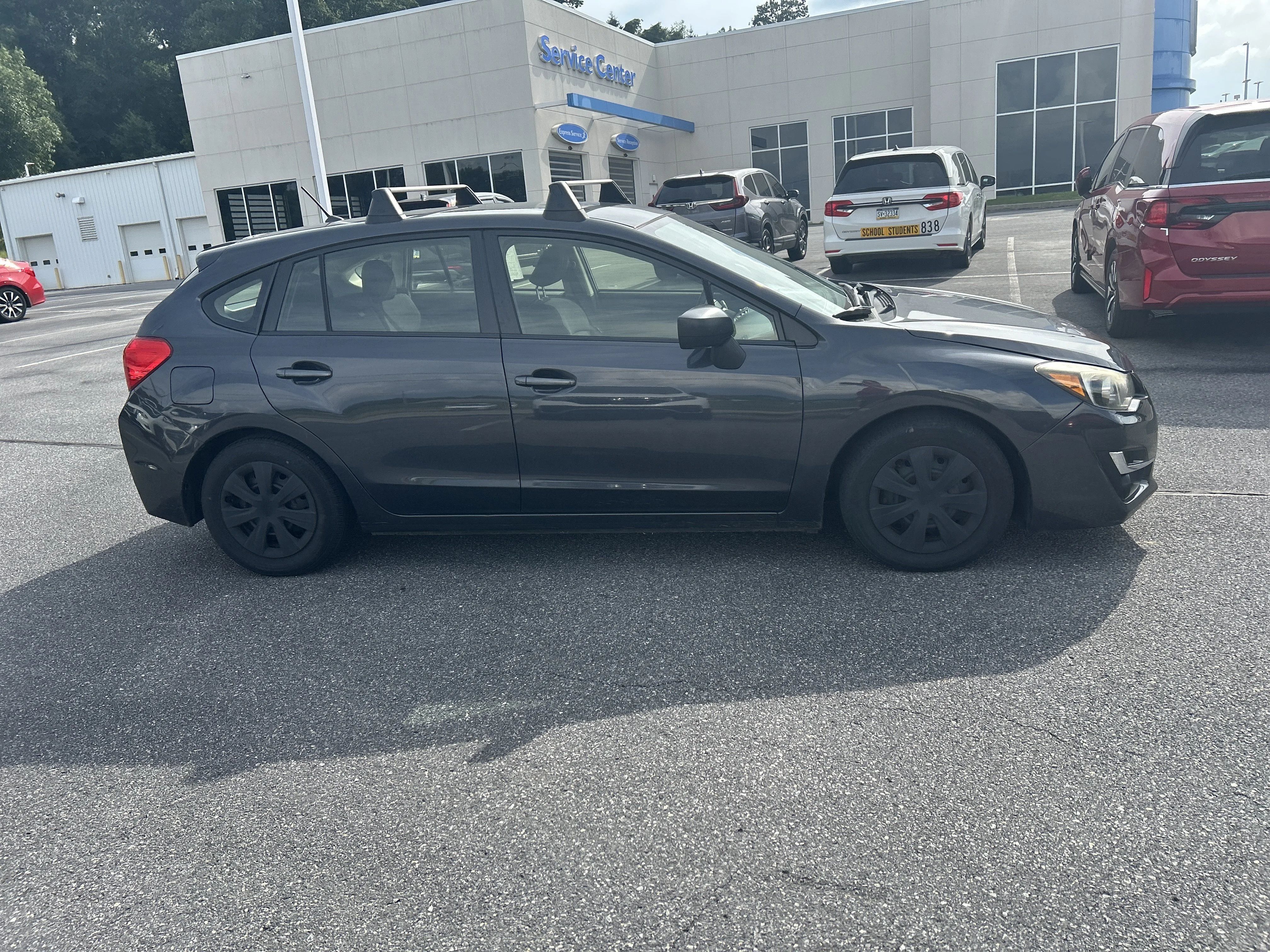 Used 2015 Dark Gray Metallic Subaru 2.0i image 3