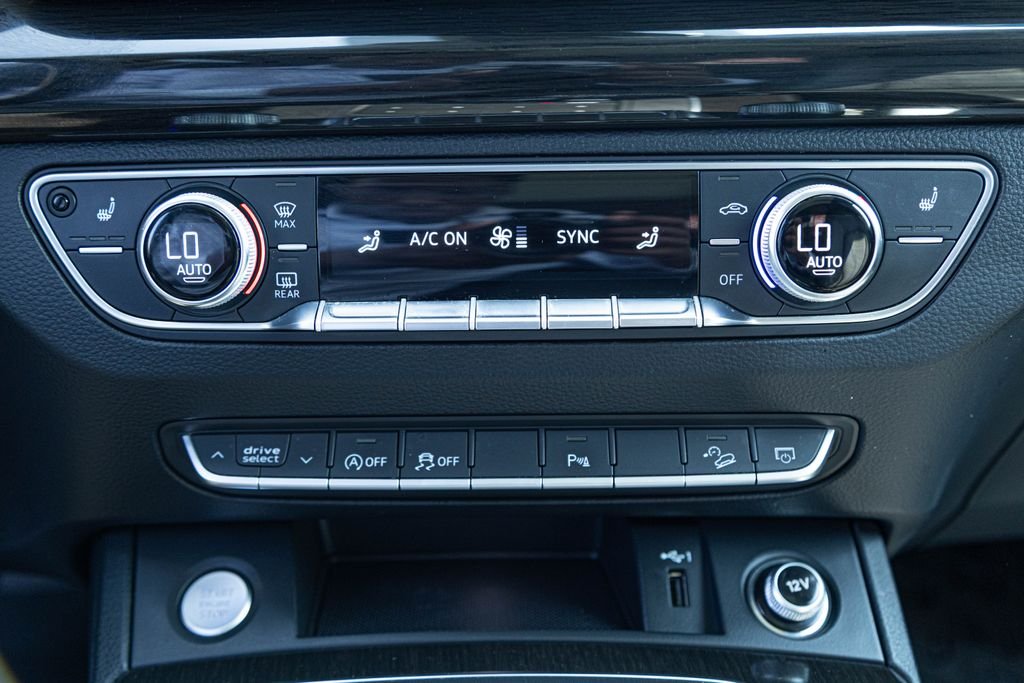 Used 2020  Audi 45 Premium image 23