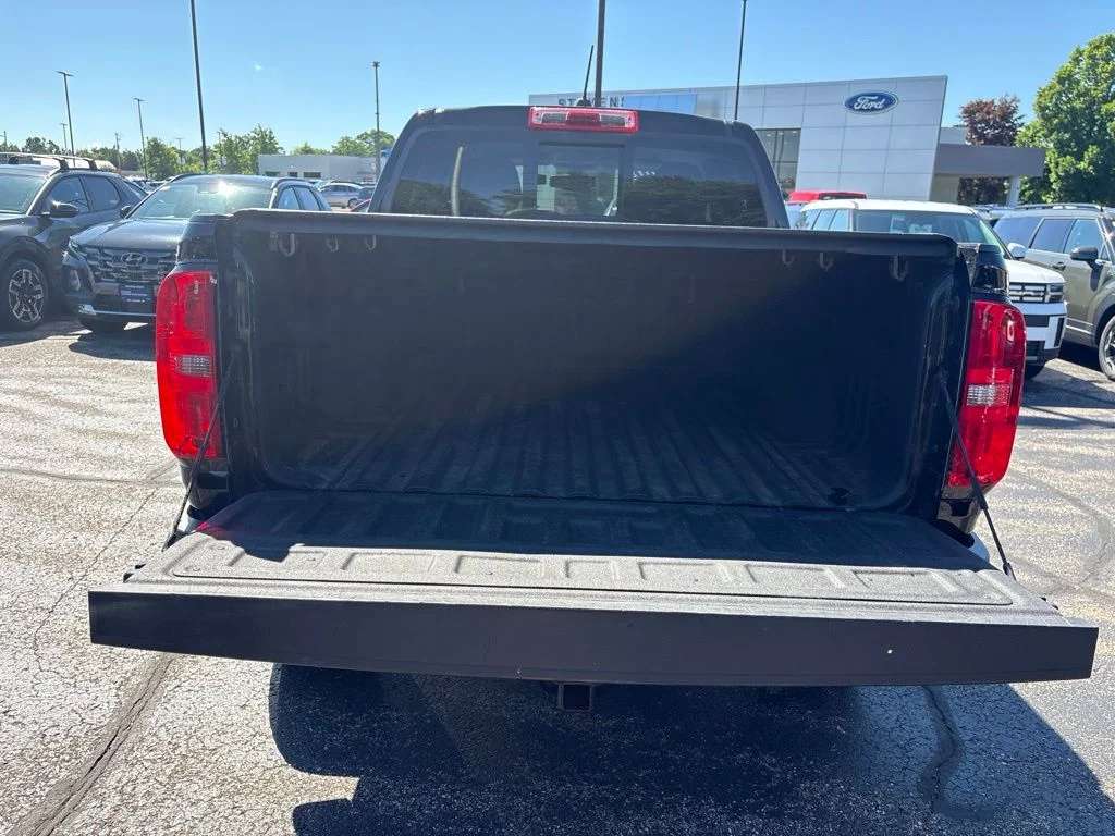 Used 2018 Black Chevrolet ZR2 image 28