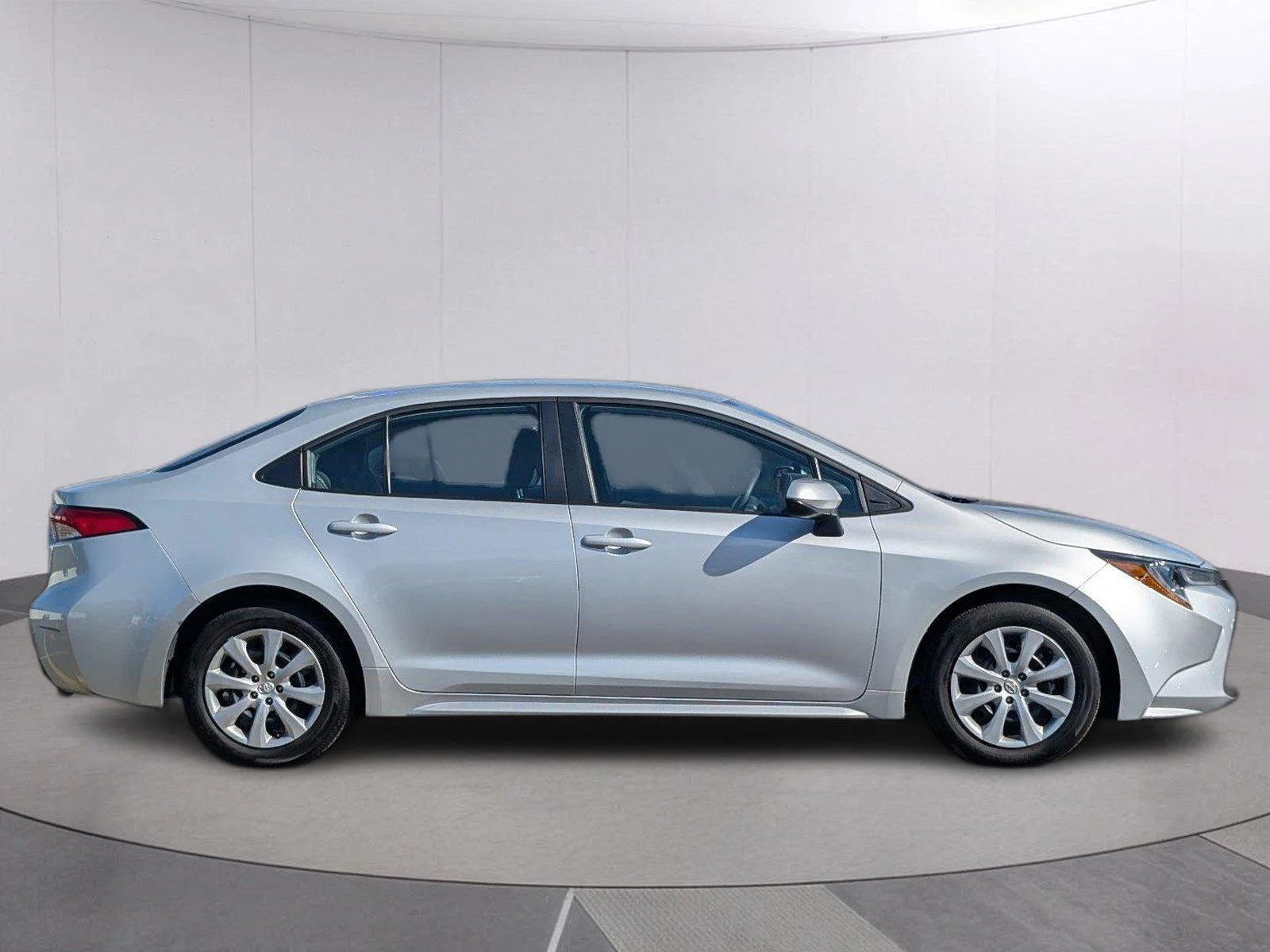 Used 2025 Classic Silver Metallic Toyota LE image 8