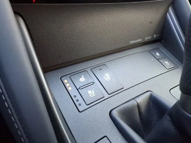 Used 2021 Iridium Lexus IS 350 F SPORT image 21