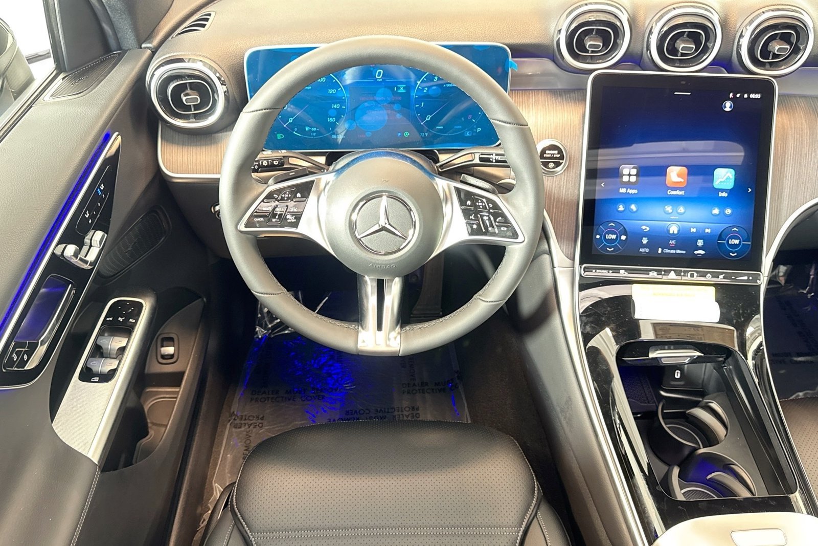 New 2026 Black Mercedes-Benz GLC 300 image 20