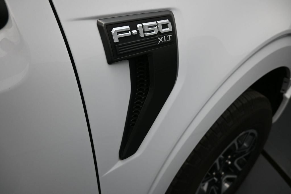 Used 2023 White Ford XLT image 26