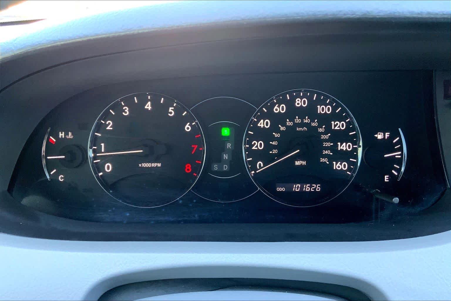 Used 2006 Titanium Metallic Toyota XLS image 22