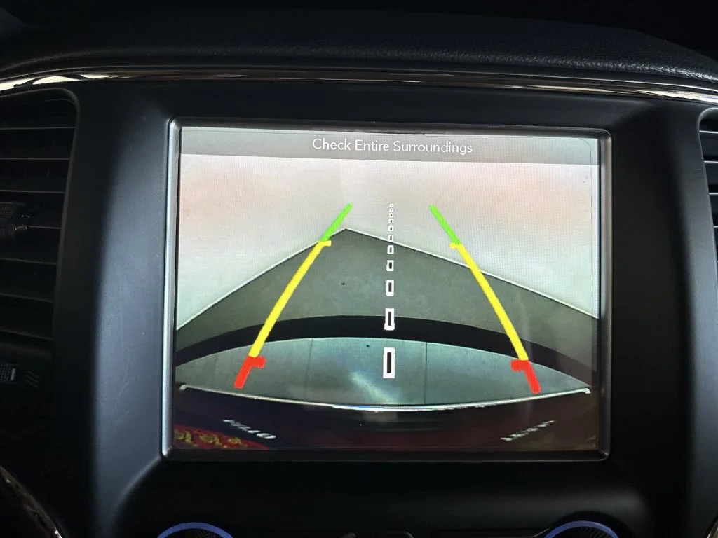 Used 2018 Velvet Jeep Limited image 30
