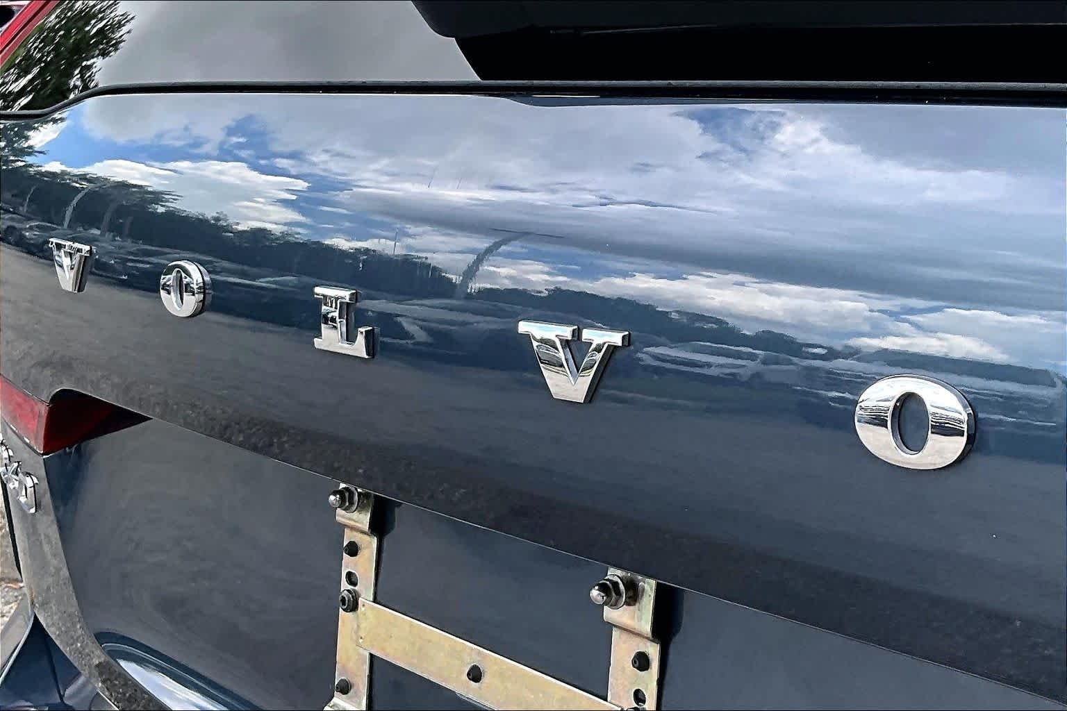 Used 2020  Volvo Inscription image 31