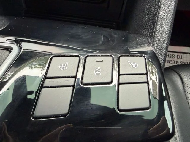 Used 2024 Red Kia X-Pro image 22