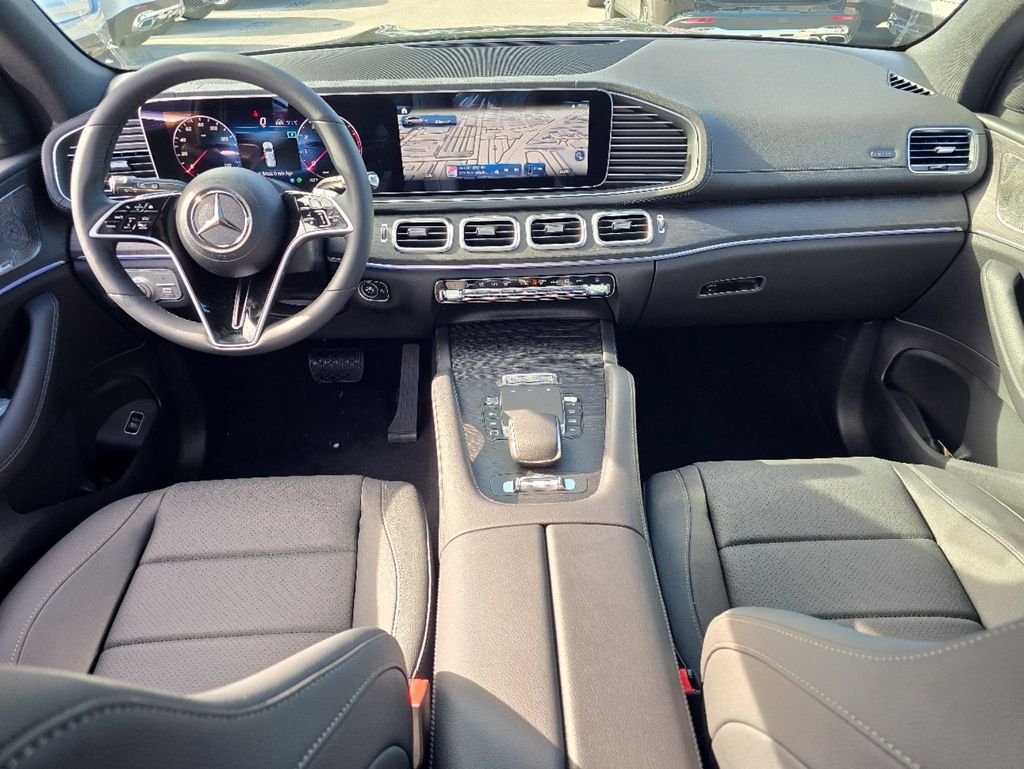 New 2026 Black Mercedes-Benz GLS 450 image 10