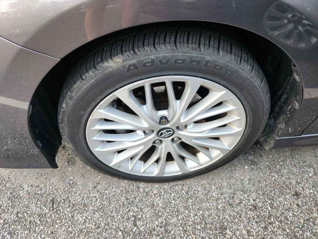 Used 2020 Gray Toyota XLE image 10