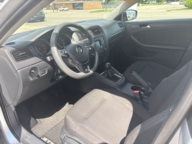 Used 2016 Silver Volkswagen 1.4T S image 8