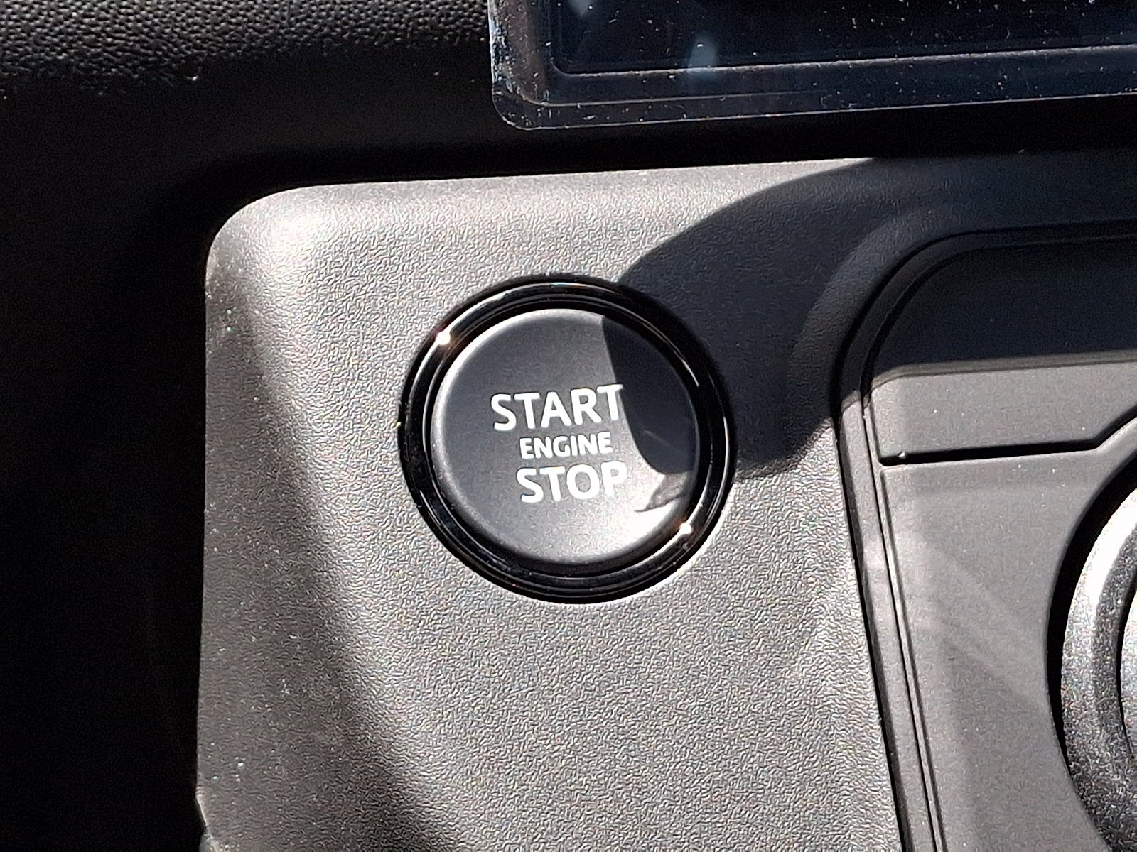 New 2026 Borasco Grey Land Rover OCTA image 19