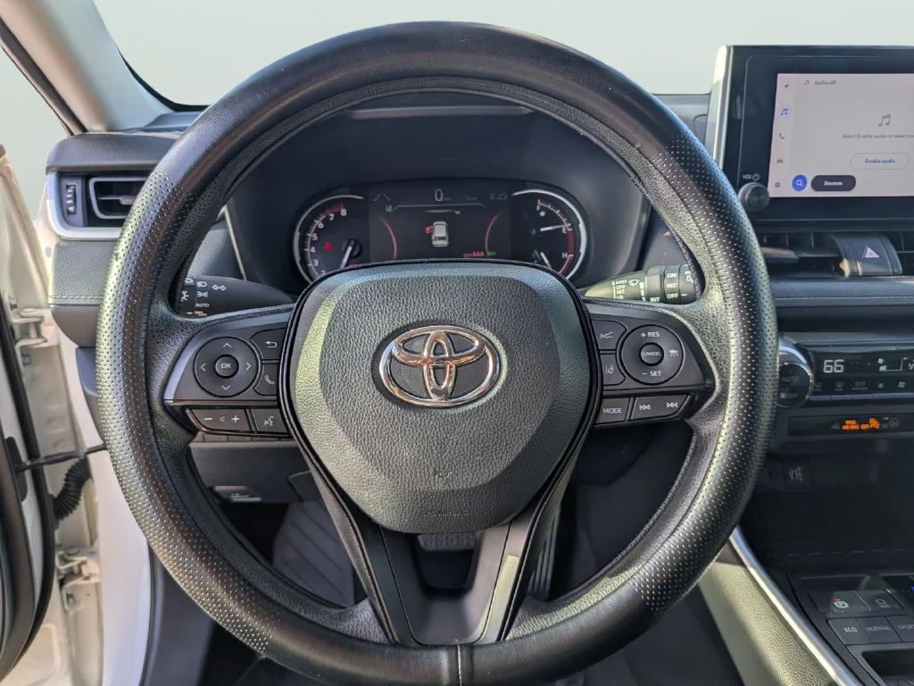 Used 2023 White Toyota XLE image 28