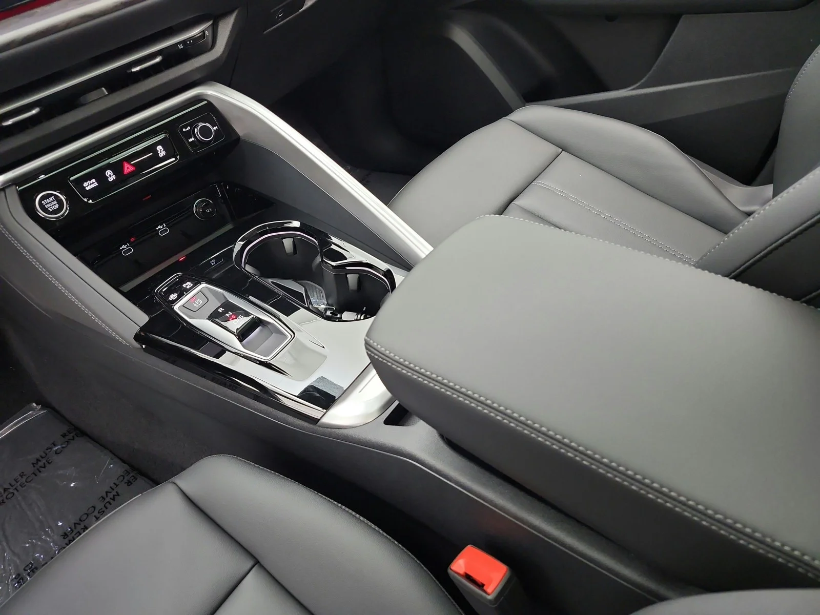 New 2026 Florett Silver Metallic Audi Premium Plus 2.0 TFSI quattro image 10