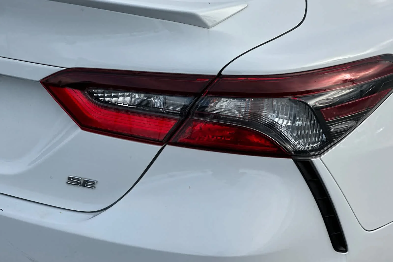 2021 Toyota Camry SE - Photo 23