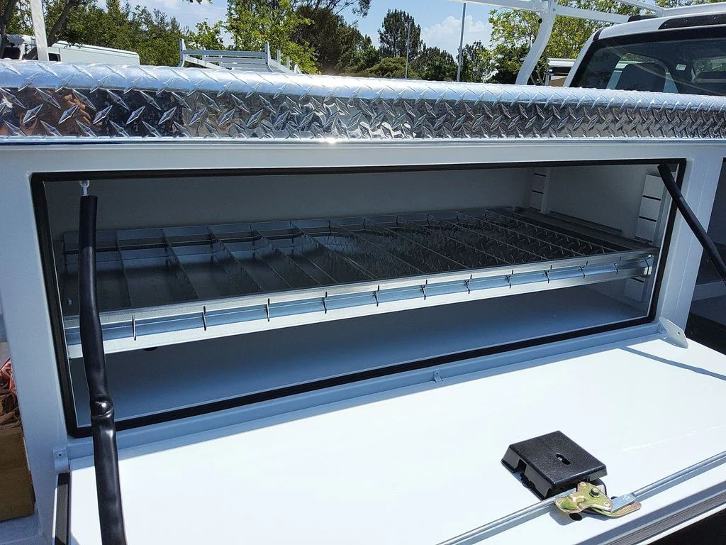 New 2025 Oxford White Ford XL image 23