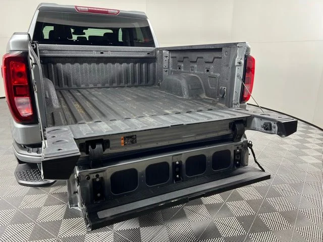 Used 2023 Sterling Metallic GMC Elevation image 34