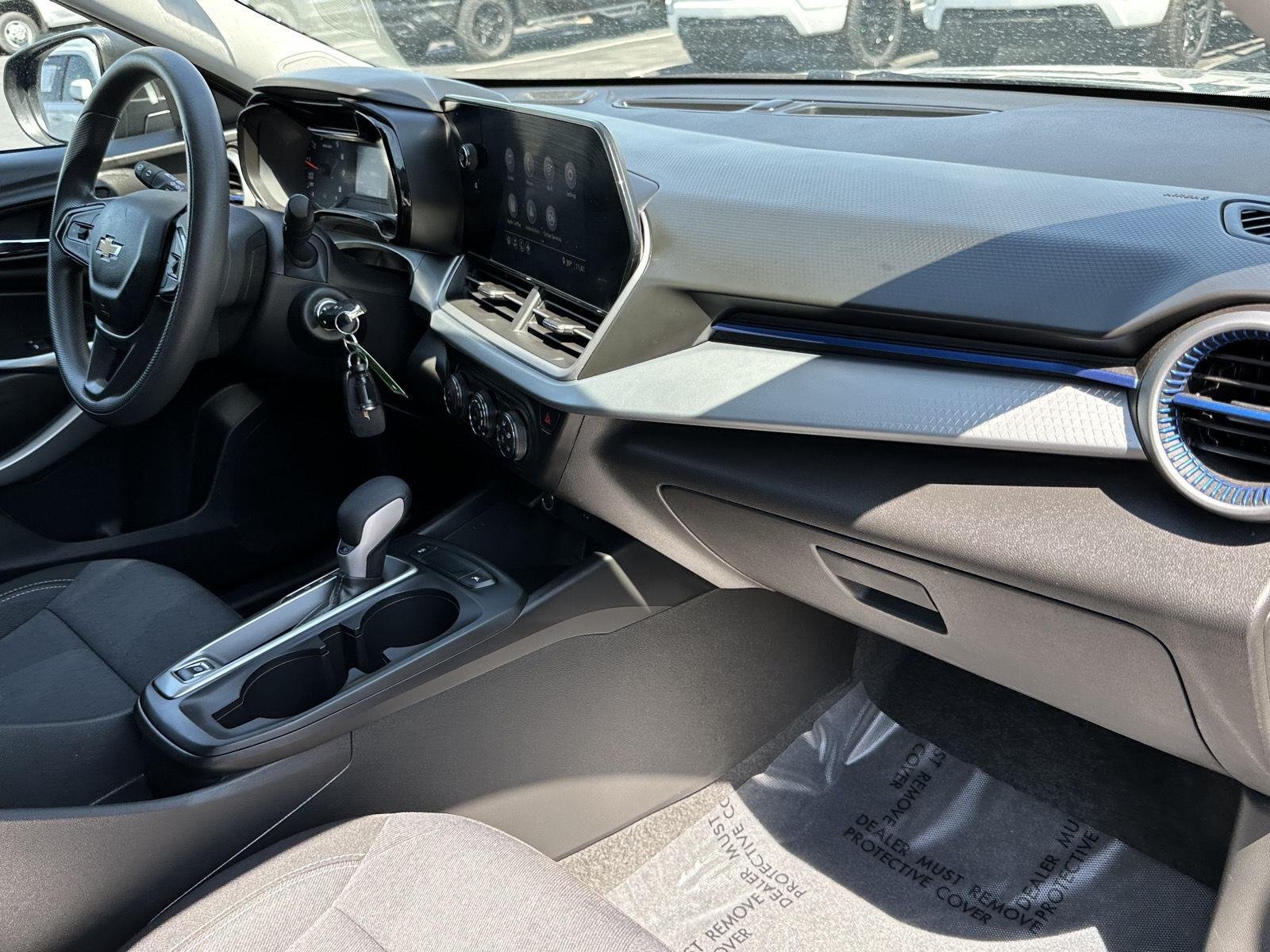 2026 Chevrolet Trax LS - Photo 37
