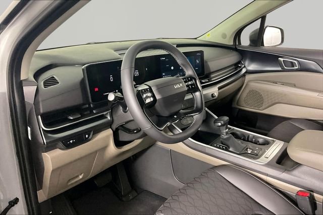 New 2027 Ceramic Silver Kia LXS image 8